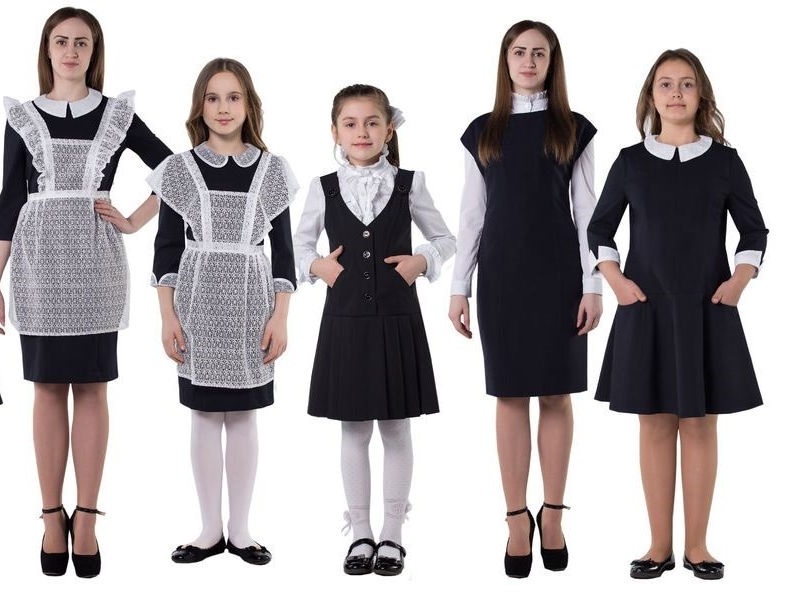 Повседневная и парадная одежда для девочек
